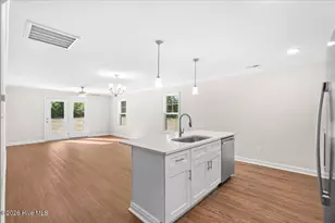 312 E Howard St, Roseboro, NC 28382 - Photo 8