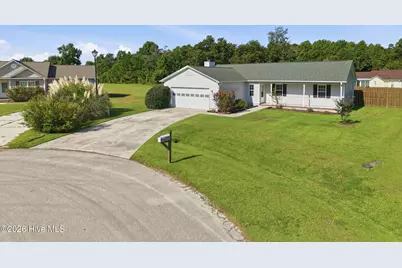 404 S Grazing Court, Sneads Ferry, NC 28460 - Photo 2