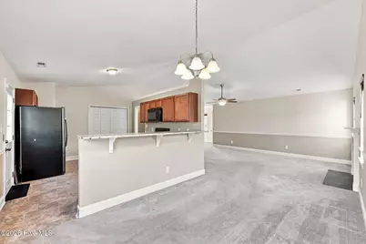 404 S Grazing Court, Sneads Ferry, NC 28460 - Photo 8