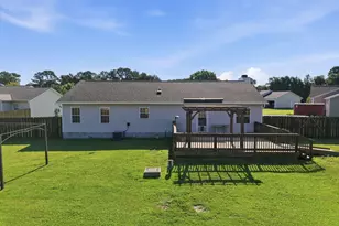 404 S Grazing Ct, Sneads Ferry, NC 28460 - Photo 24