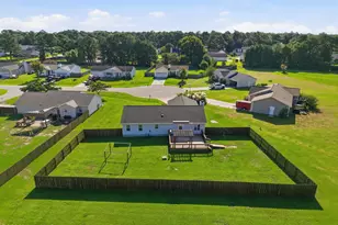 404 S Grazing Ct, Sneads Ferry, NC 28460 - Photo 28