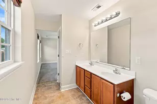 404 S Grazing Ct, Sneads Ferry, NC 28460 - Photo 16