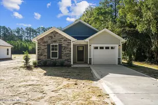 310 E Howard St, Roseboro, NC 28382 - Photo 1