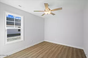 310 E Howard St, Roseboro, NC 28382 - Photo 22