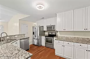 1731 Chadwick Shores Dr, Sneads Ferry, NC 28460 - Photo 10