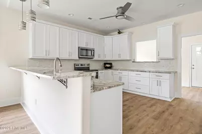 8238 Old Georgetown Road SW, Sunset Beach, NC 28468 - Photo 14