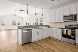 8238 Old Georgetown Rd SW, Sunset Beach, NC 28468 - Photo 16