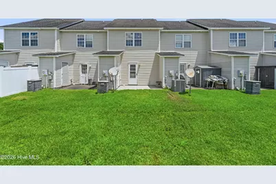 307 Bridgewood Drive, Jacksonville, NC 28546 - Photo 18