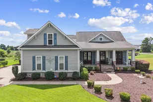 395 Canoe Ct NW, Calabash, NC 28467 - Photo 1