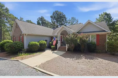 137 Winsford Circle, West End, NC 27376 - Photo 6