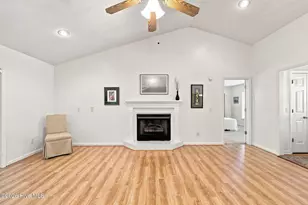 137 Winsford Cir, West End, NC 27376 - Photo 16