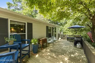 303 Buck Dr, Hampstead, NC 28443 - Photo 2