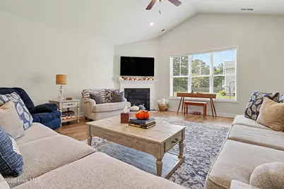 25 S Beatrice Drive, Rocky Point, NC 28457 - Photo 8