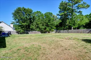134 Lawndale Ln, Sneads Ferry, NC 28460 - Photo 24