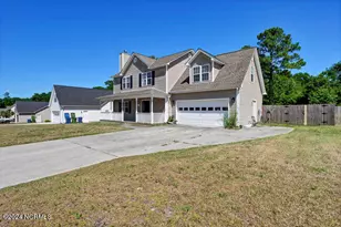 134 Lawndale Ln, Sneads Ferry, NC 28460 - Photo 2