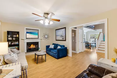 163 NW 6th Street, Oak Island, NC 28465 - Photo 4