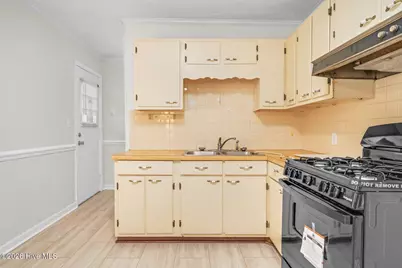 1709 W Wilson Street, Tarboro, NC 27886 - Photo 12