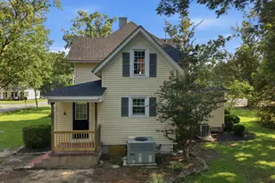 296 Fourth St, Ayden, NC 28513 - Photo 6
