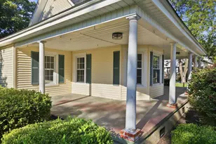 296 Fourth St, Ayden, NC 28513 - Photo 4