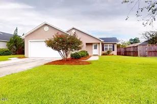 2018 Heritage Ln, Jacksonville, NC 28546 - Photo 2