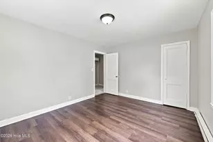 911 Bartlett Ave, Elizabeth City, NC 27909 - Photo 16