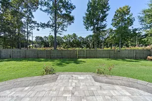 1102 Farmhouse Ln, Jacksonville, NC 28546 - Photo 40