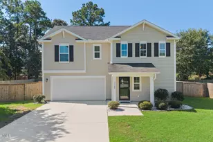 1102 Farmhouse Ln, Jacksonville, NC 28546 - Photo 1