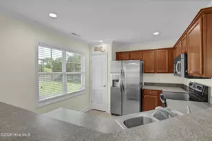 400 Blue Pennant Ct, Sneads Ferry, NC 28460 - Photo 10