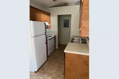 1219 E Fire Tower Road #L, Greenville, NC 27858 - Photo 4