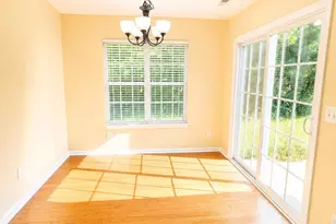 3628 Thornbrook Dr, Greenville, NC 27834 - Photo 4