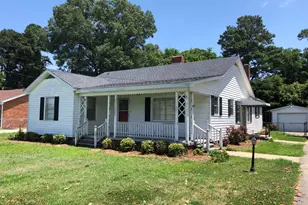 506 Raleigh Rd, Clinton, NC 28328 - Photo 2