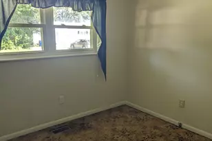 900 E Nicholson St, Clinton, NC 28328 - Photo 12
