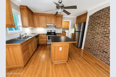 1405 N Overlook Drive, Greenville, NC 27858 - Photo 2