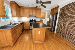 1405 N Overlook Dr, Greenville, NC 27858 - Photo 2
