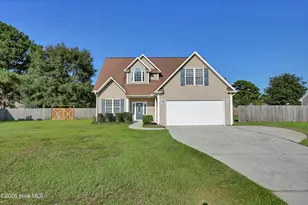 55 Morgan Cove Dr, Burgaw, NC 28425 - Photo 2
