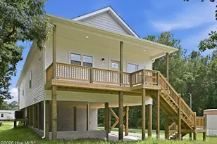751 Driftwood Dr, Hampstead, NC 28443 - Photo 10