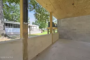 751 Driftwood Dr, Hampstead, NC 28443 - Photo 16