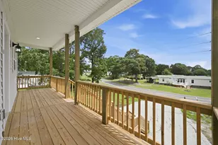 751 Driftwood Dr, Hampstead, NC 28443 - Photo 6