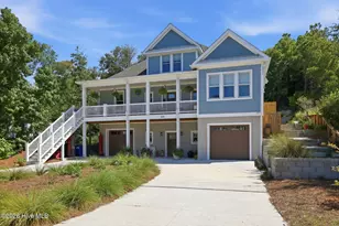 320 Cape Lookout Loop, Emerald Isle, NC 28594 - Photo 2
