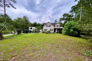 520 Laurinburg Rd, Southport, NC 28461 - Photo 2