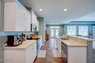 487 Carolina Pines Blvd, New Bern, NC 28560 - Photo 16