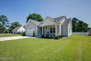 487 Carolina Pines Blvd, New Bern, NC 28560 - Photo 2