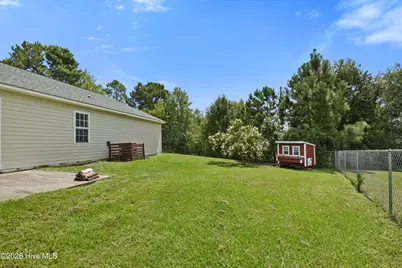 136 Charlton Road, Hubert, NC 28539 - Photo 18