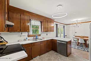 129 Foster Creek Ct, Swansboro, NC 28584 - Photo 6