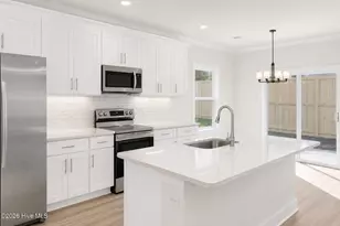 1122 N 7th St, Wilmington, NC 28401 - Photo 2