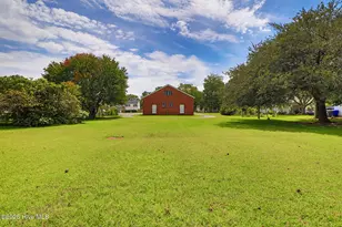 2101 S Lakeview Dr, Newport, NC 28570 - Photo 36