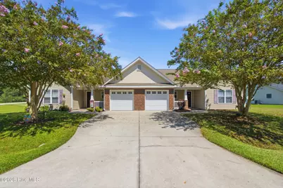 209 Hawks Bluff Drive, New Bern, NC 28560 - Photo 1