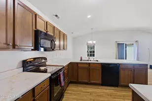 172 Oakley Dr, New Bern, NC 28560 - Photo 10