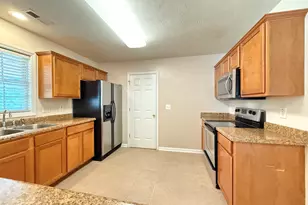 157 Mendover Dr, Jacksonville, NC 28546 - Photo 12