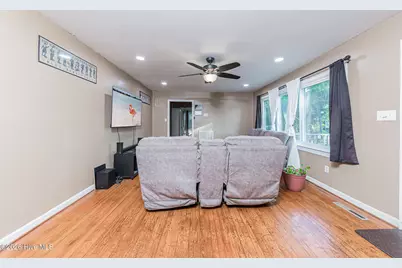 111 Dogwood Drive, Jacksonville, NC 28540 - Photo 10